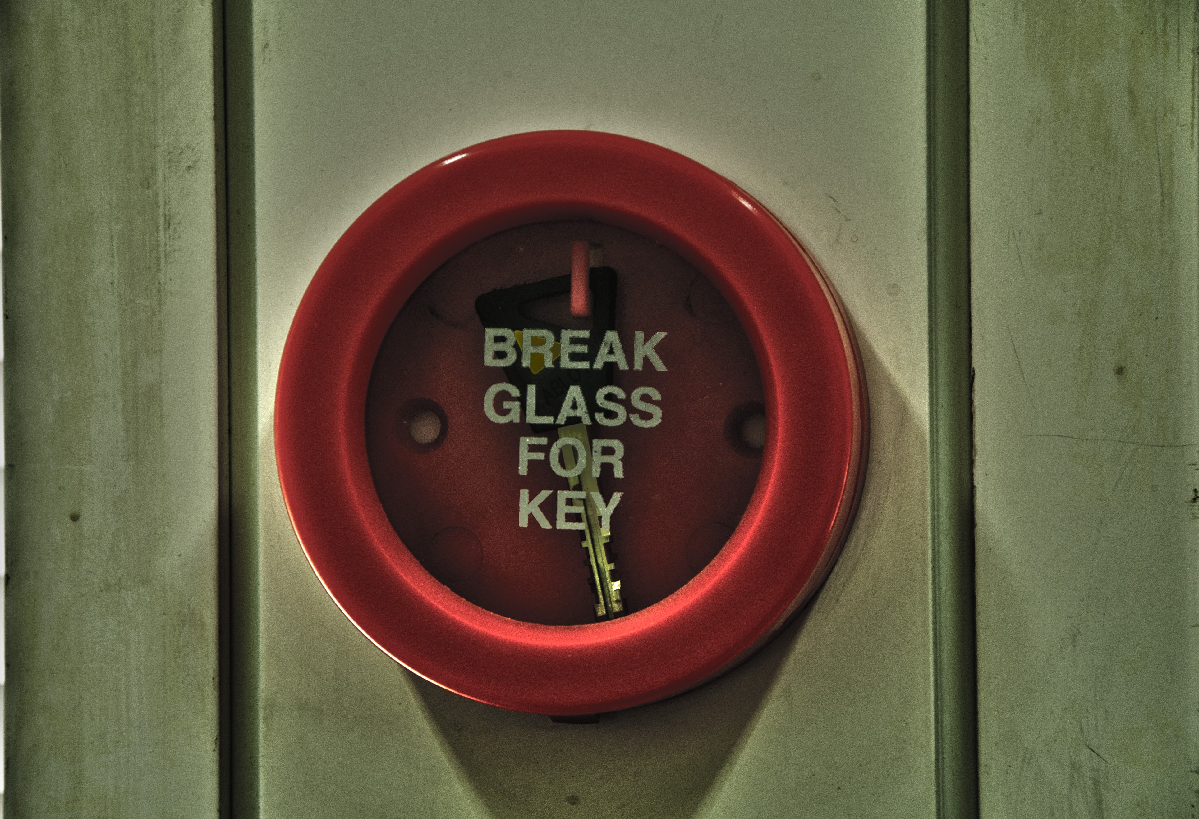 Break glass for key
